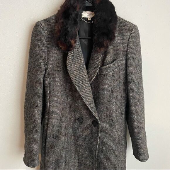 Cassidy Vintage Double Breasted Fur Collar Wool Coat - Picture 7 of 16